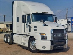 2020 Mack Anthem